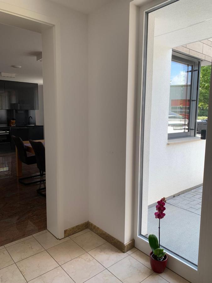 Mosaikhaus Smart Home Würselen Exteriör bild