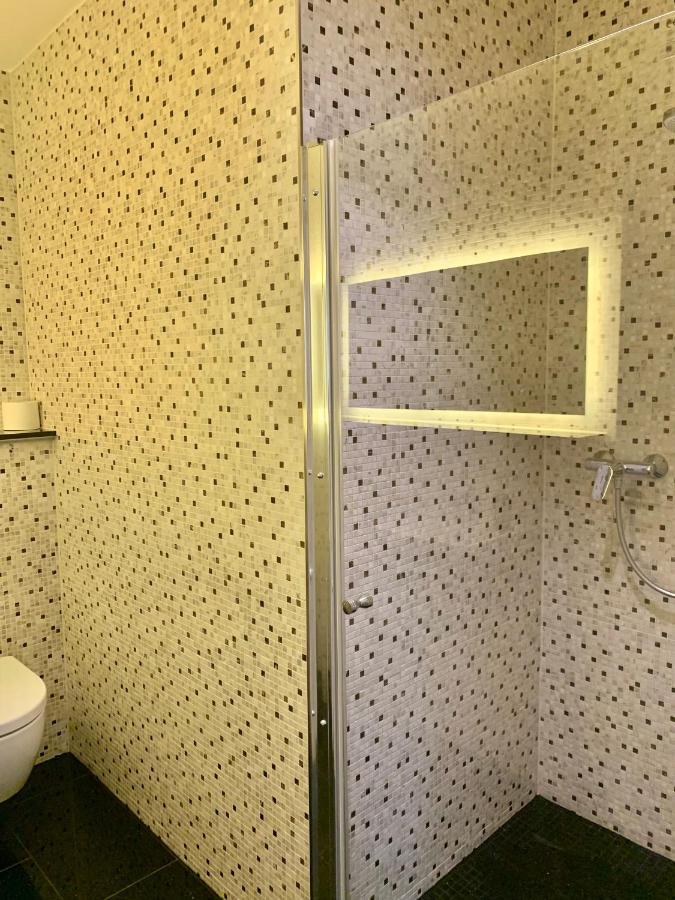 Mosaikhaus Smart Home Würselen Exteriör bild