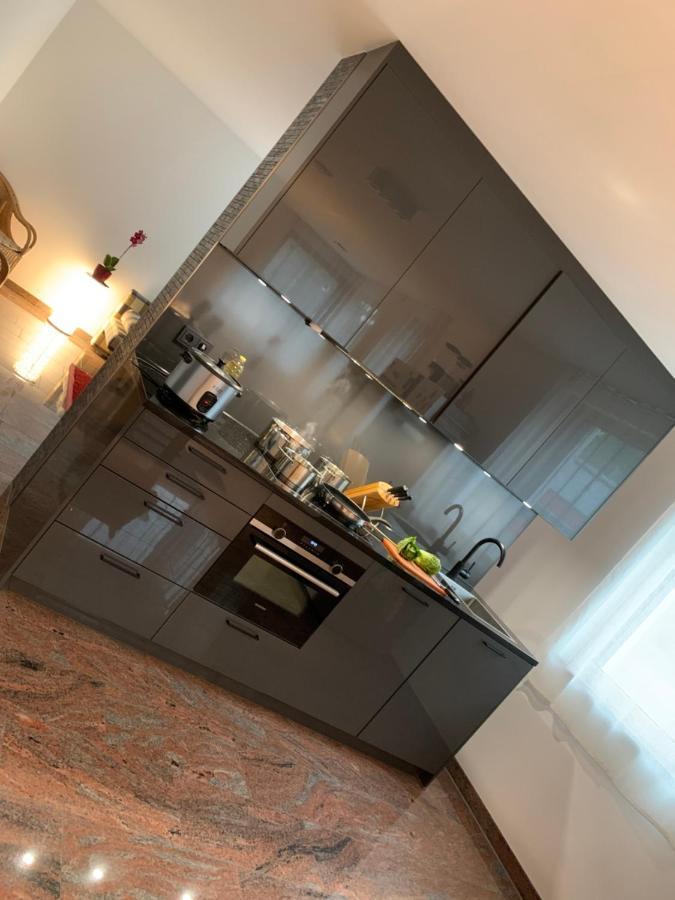 Mosaikhaus Smart Home Würselen Exteriör bild